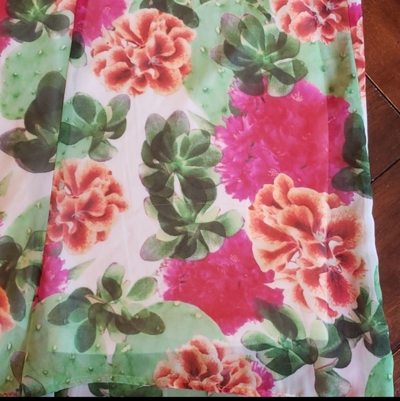 Show Me Your Mumu Cactus Bloom Rascal Romper Size Small - Picture 6 of 8